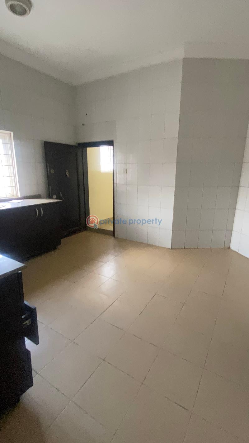 3 bedroom Block Of Flats For Rent Kashiwa Gilmore Jahi Abuja Phase 2  - 2