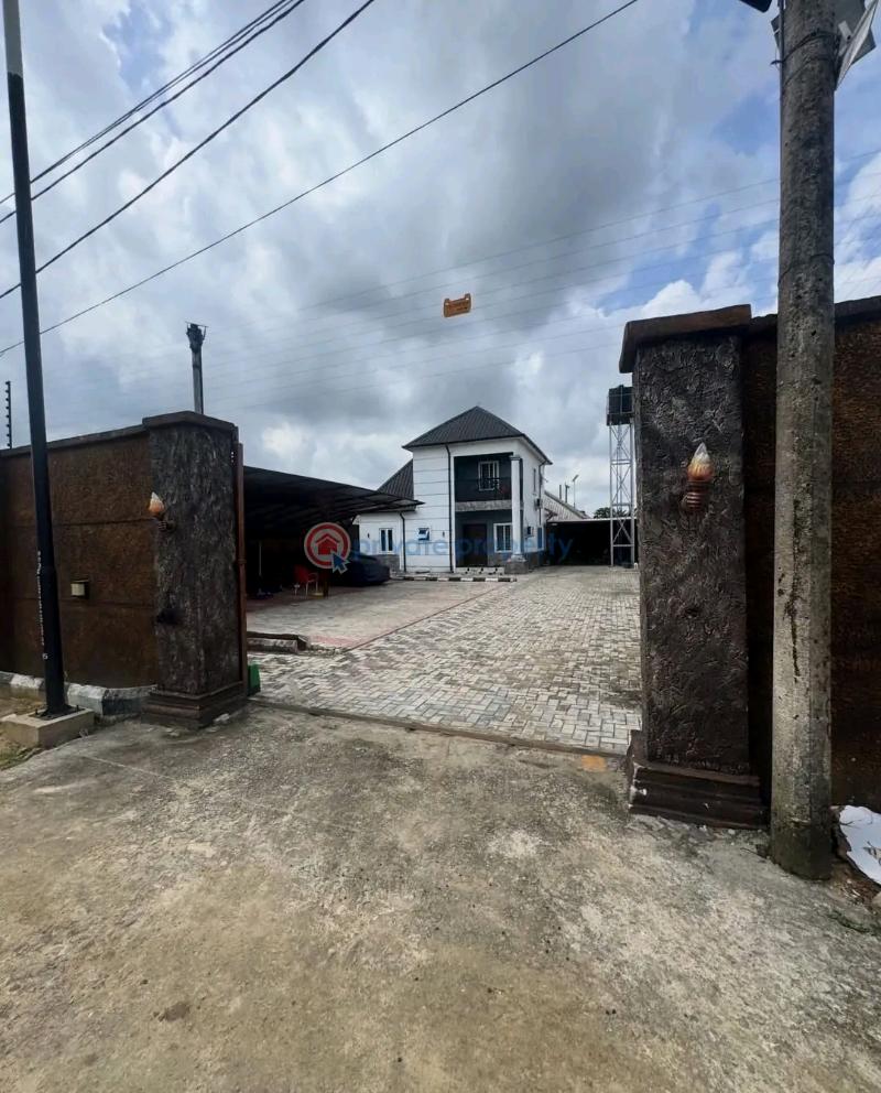 3 bedroom Penthouse For Sale Rumunduru Rumuodara Link Road Obio-Akpor Port Harcourt Rivers - 0