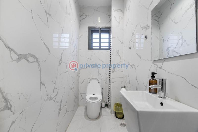3 bedroom Penthouse Short let Old Ikoyi Lagos - 24