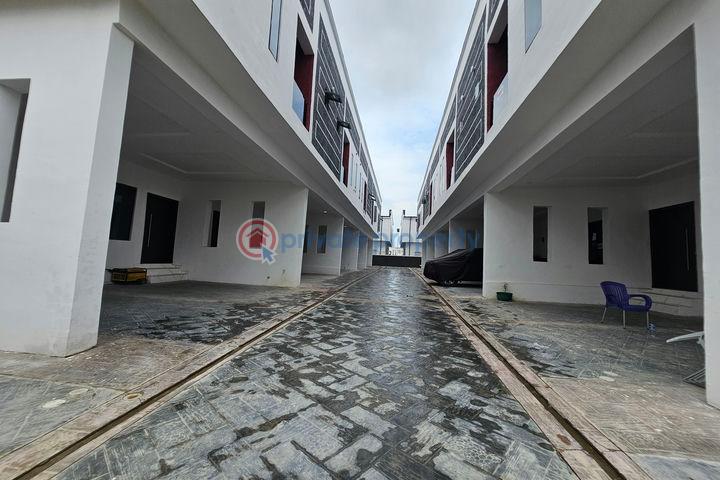 Luxury 3 bedrooms terraced duplex - 2 3 bedroom Terraced Duplex For Sale Ajah Lagos - 2
