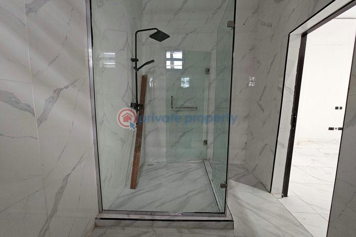 Luxury 3 bedrooms terraced duplex - 9 3 bedroom Terraced Duplex For Sale Ajah Lagos - 9