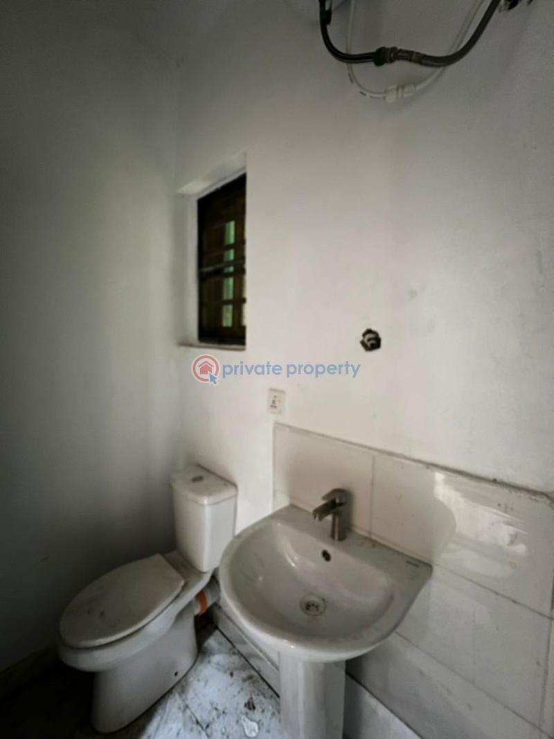 3 bedroom Flat & Apartment For Rent Ogombo Ajah Lagos - 9