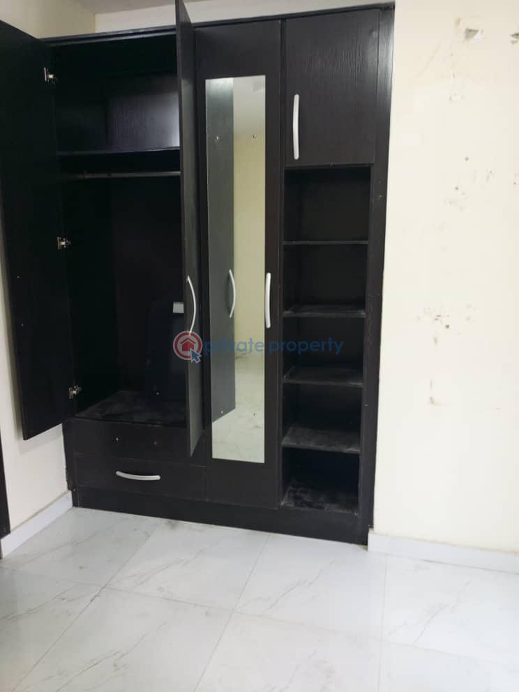 3 bedroom Flat & Apartment For Rent Ologolo Lekki Lagos - 10