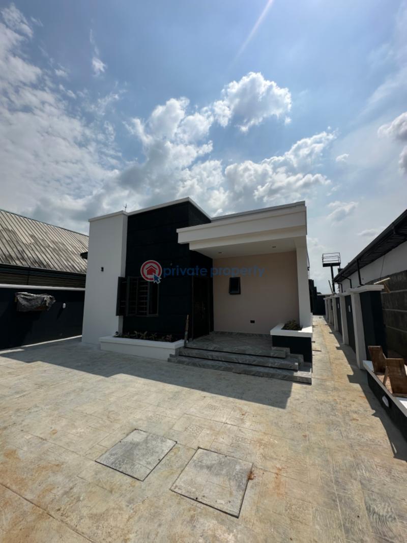 3 bedroom Semi detached Bungalow For Sale Akwaka, Favour Estate, Rumuodomaya Port Harcourt Rivers - 0