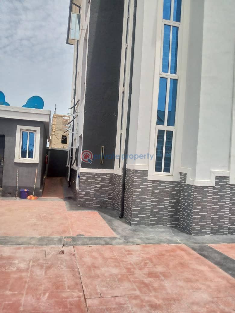 3 bedroom Flat & Apartment For Rent Ago Palace Isolo Lagos - 4