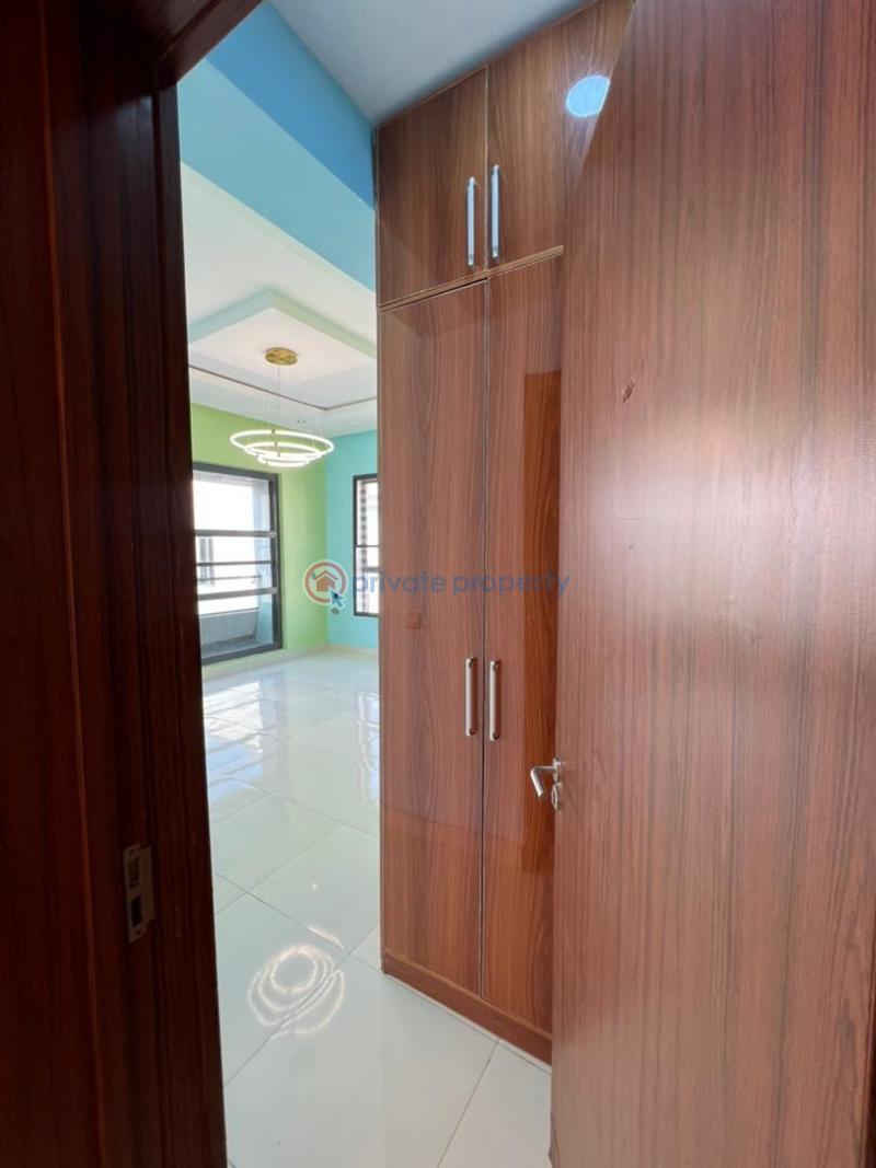3 bedroom Penthouse For Sale Richmond Pearl Estate Off Freedom Way Lekki Phase 1 Lagos - 8