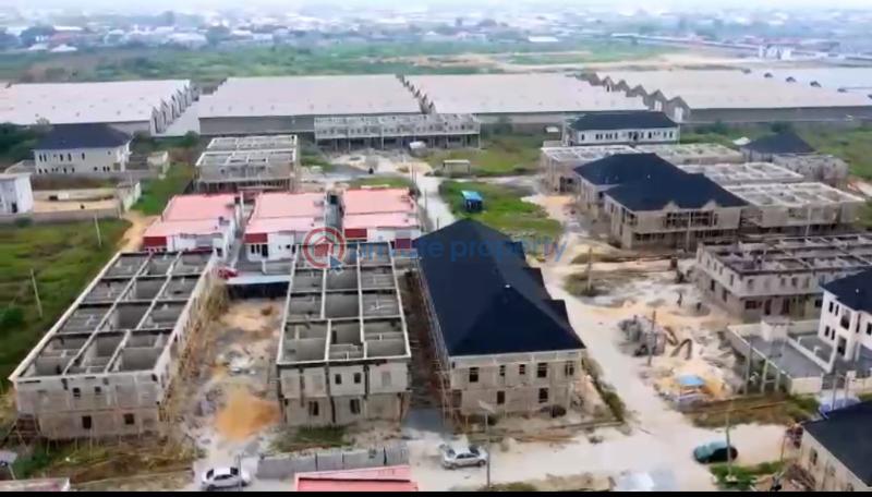 3 bedroom Semi detached Duplex For Sale Richland Garden, Bogije Off Lekki Epe Expressway Lagos. Ibeju-Lekki Lagos - 1