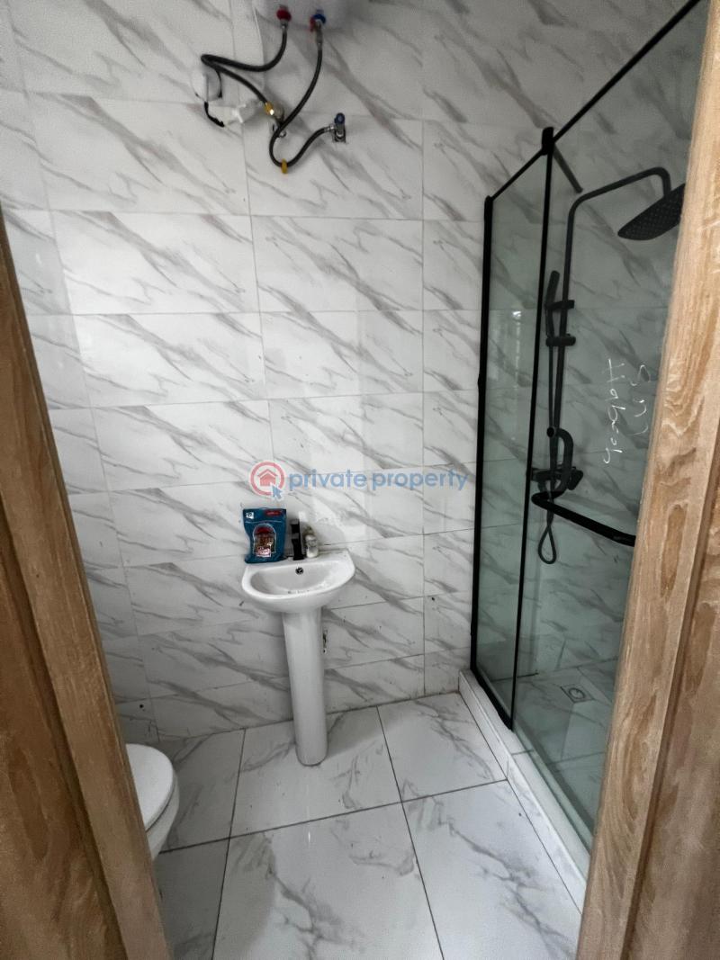 5 bedroom Detached Duplex For Sale Secure Estate At Abijo Gra Lagos Ibeju-Lekki Lagos - 7