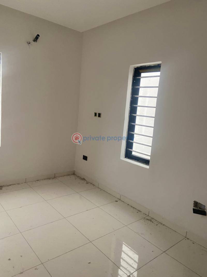4 bedroom Semi detached Duplex For Sale Lagus Business School Lekki Phase 2 Lagos - 3