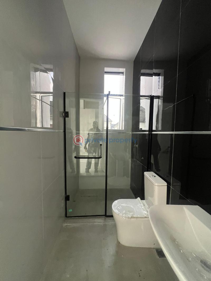 4 bedroom Semi detached Duplex For Sale 2nd Tollgate Lafiaji Lekki Lagos - 13
