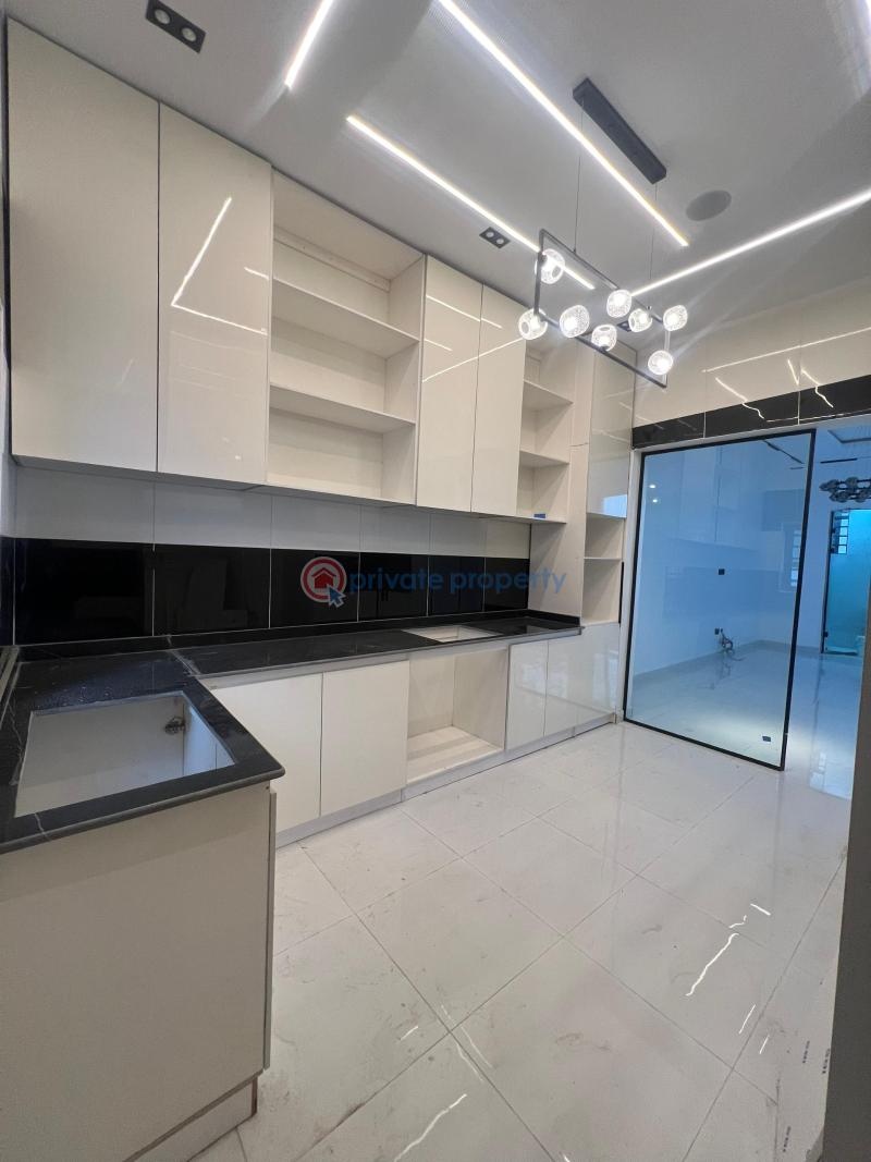 4 bedroom Semi detached Duplex For Sale 2nd Tollgate, Lafiaji Lekki Lagos - 2