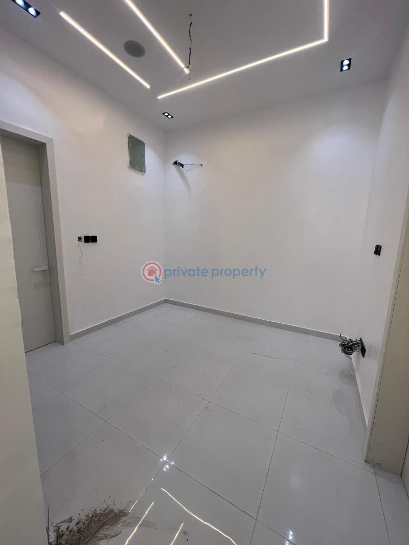 4 bedroom Semi detached Duplex For Sale Orchid Lafiaji Lekki Lagos - 13