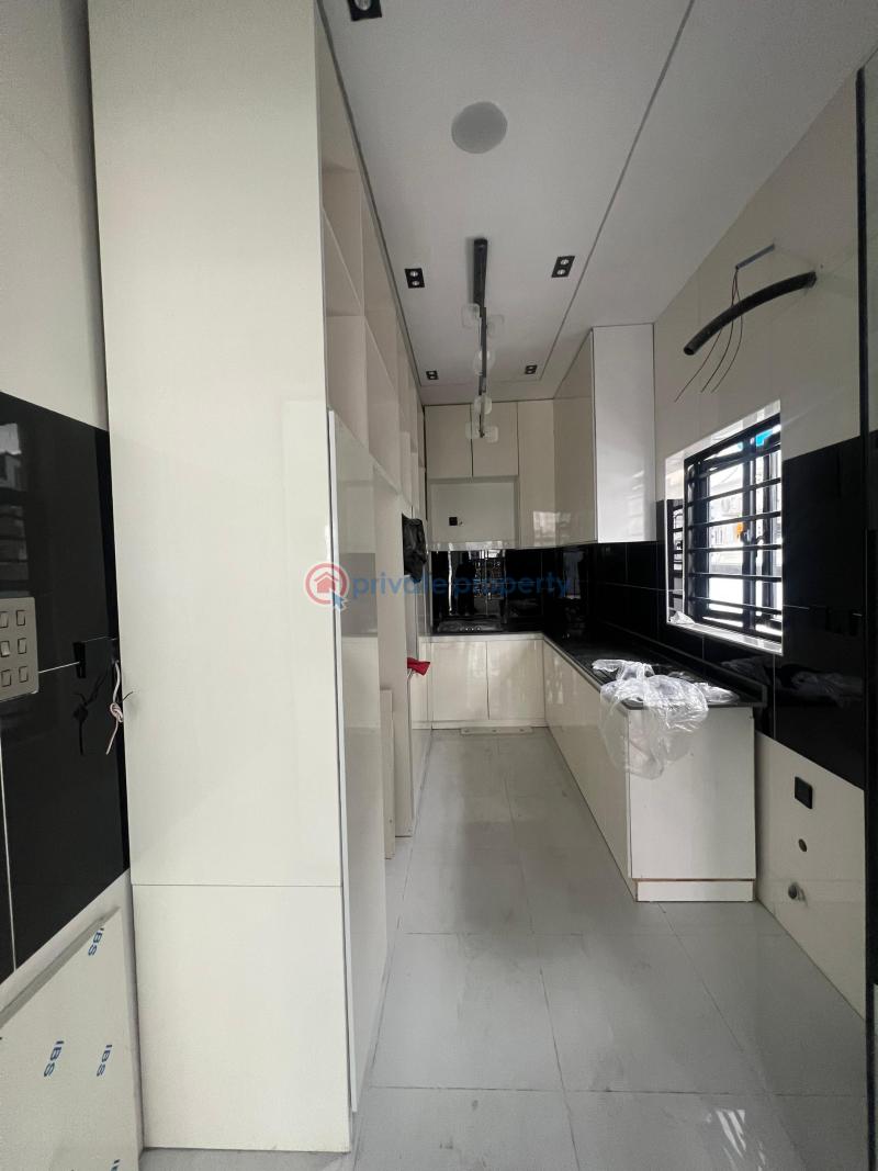 4 bedroom Semi detached Duplex For Sale 2nd Tollgate Lafiaji Lekki Lagos - 11