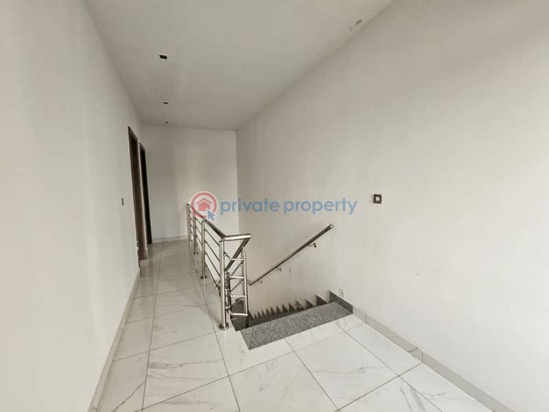 4 bedroom Terrace For Sale Close To Banana Island Mojisola Onikoyi Estate Lagos - 20