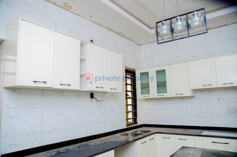 5 bedroom Detached Duplex For Sale Phase 1, Alalubosa Gra Alalubosa Ibadan Oyo - 3