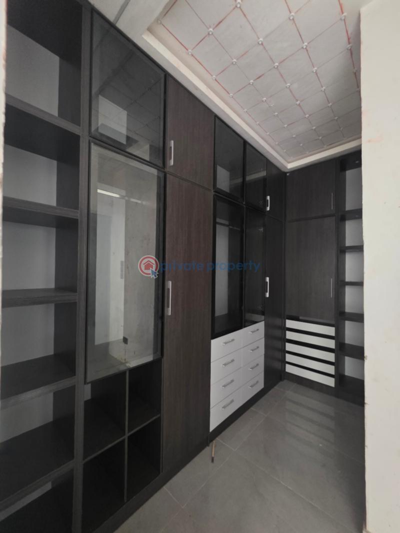 4 bedroom Detached Duplex For Sale Alaka Estate Surulere Lagos - 10