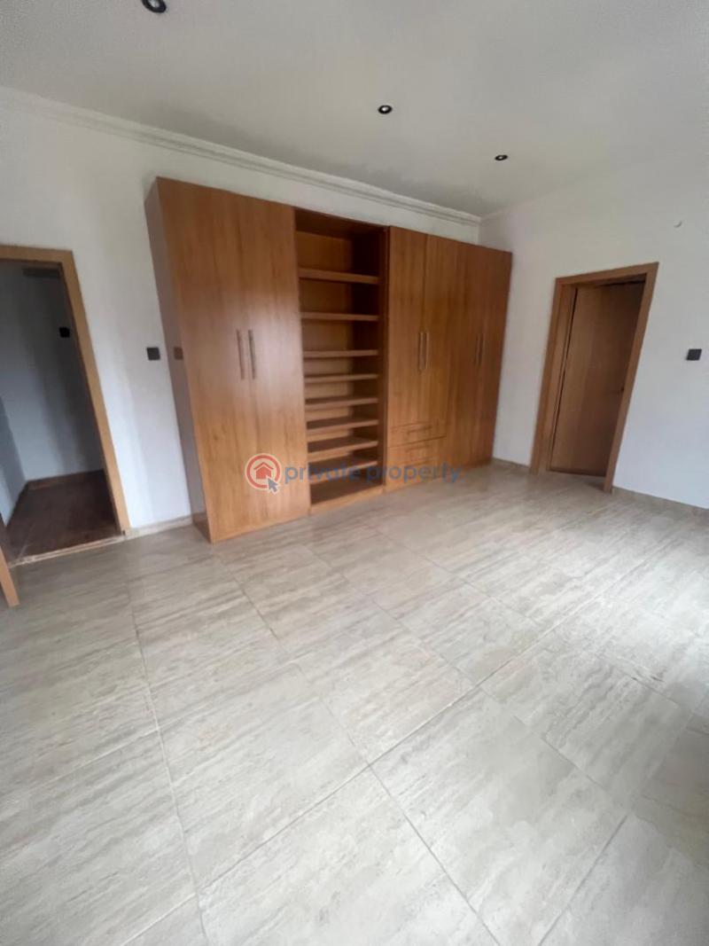 4 bedroom Detached Duplex For Sale Ogudu Lagos - 2
