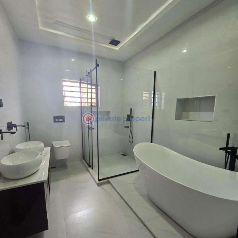 5 bedroom Detached Duplex For Sale Apo Abuja Phase 2  - 4