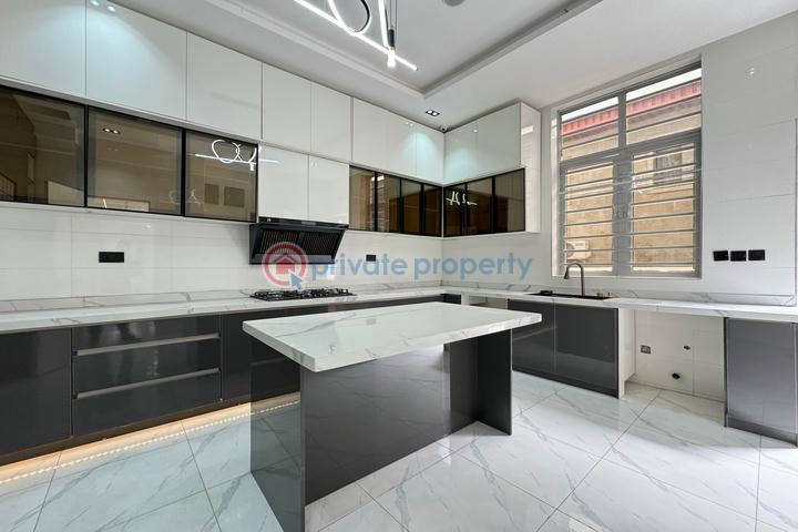 Luxury 5 bedroom detached house with swimming pool and bq - 4 5 bedroom Detached Duplex For Sale Ajah Lagos - 4