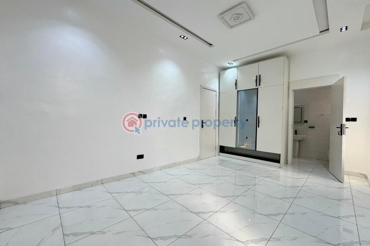 Luxury 5 bedroom detached house with swimming pool and bq - 24 5 bedroom Detached Duplex For Sale Ajah Lagos - 24