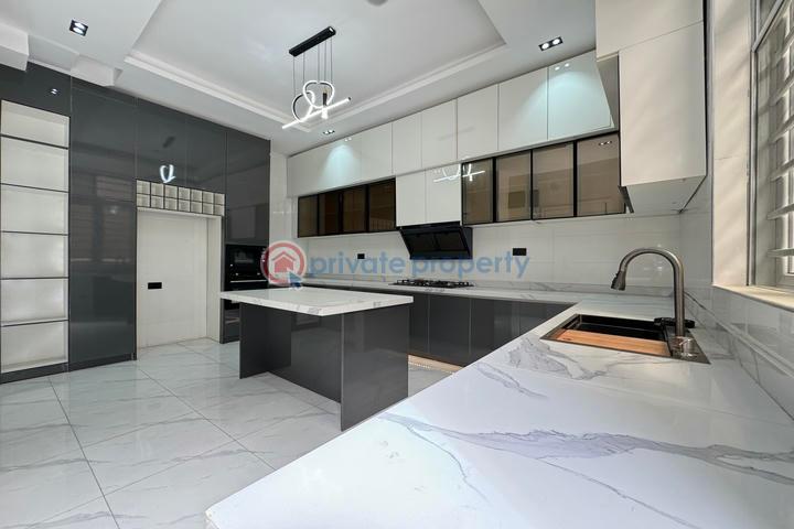 Luxury 5 bedroom detached house with swimming pool and bq - 5 5 bedroom Detached Duplex For Sale Ajah Lagos - 5