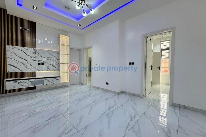 Luxury 5 bedroom detached house with swimming pool and bq - 13 5 bedroom Detached Duplex For Sale Ajah Lagos - 13