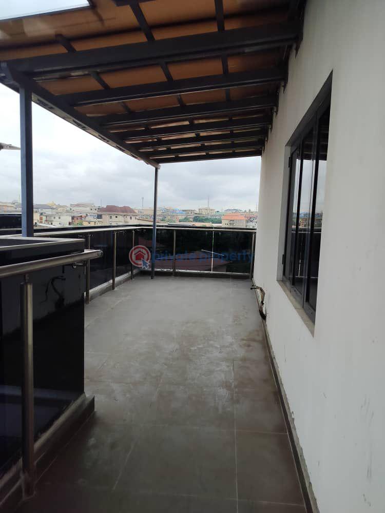 4 bedroom Terrace For Rent Mende Maryland Lagos - 7
