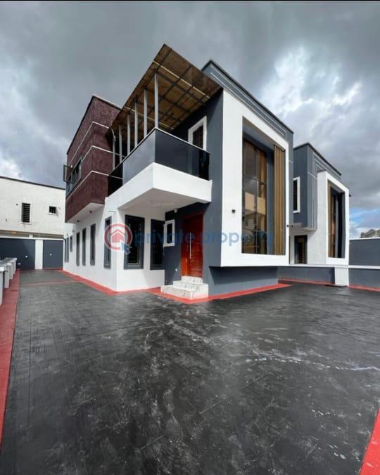 4 bedroom House For Sale Chief Lateef Oyelade Gra, Oluyole Industrial Estate, Ibadan Oyo
