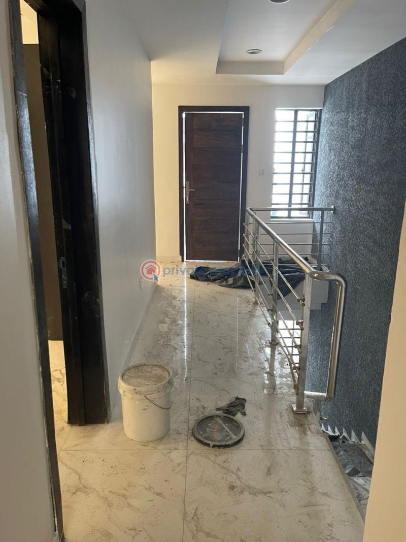 4 bedroom Duplex For Rent Mende Maryland Lagos - 1