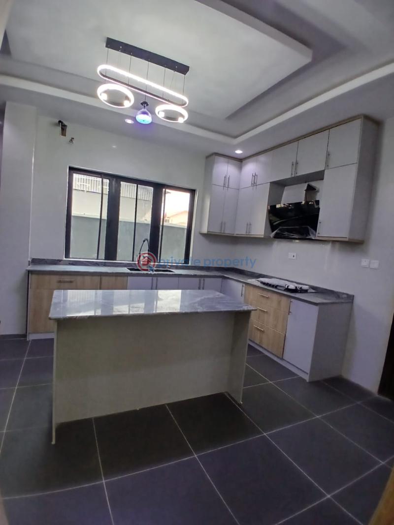 4 bedroom Semi detached Duplex For Rent Ogudu GRA Lagos - 6