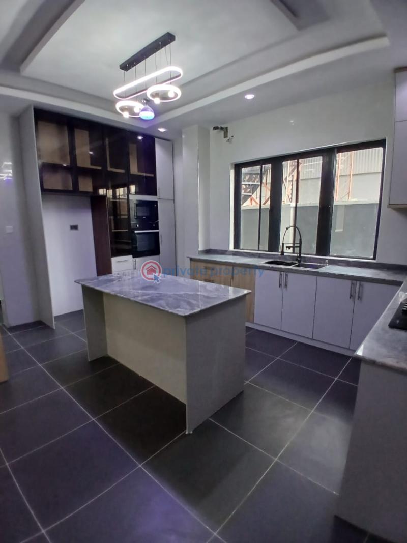 4 bedroom Semi detached Duplex For Rent Ogudu GRA Lagos - 8