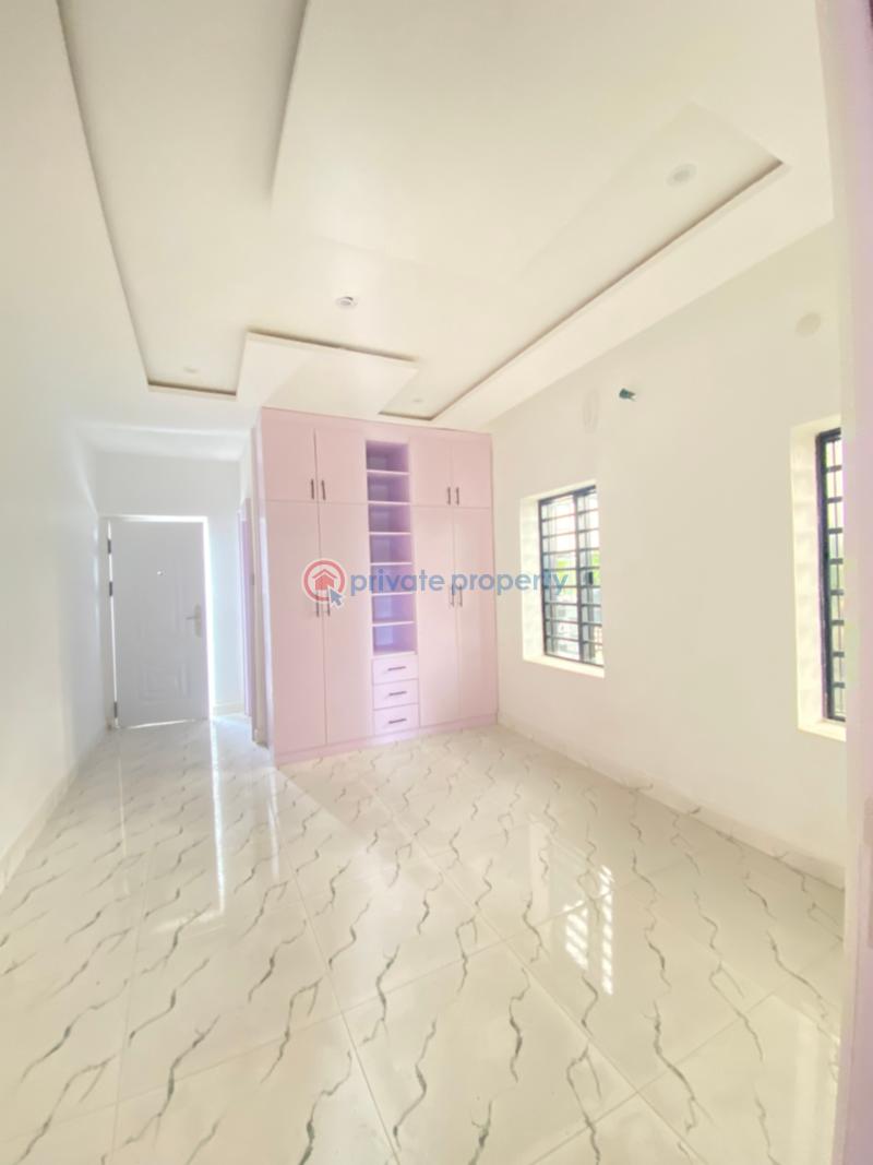 4 bedroom Detached Duplex For Sale Aladimma Housing Estate, Owerri. Owerri Imo - 5