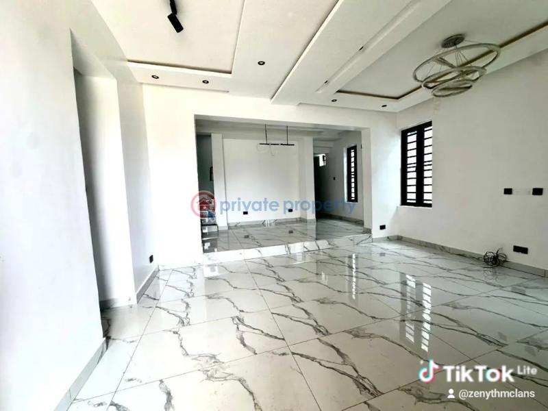 4 bedroom Detached Duplex For Sale Balee Akintayo Road, Jericho Gra, Ibadan Ibadan North West Oyo - 2