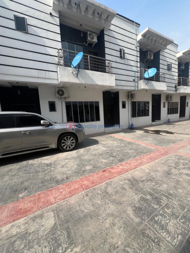 4 bedroom Terraced Duplex Short let Thomas Estate Ajah Lagos - 9