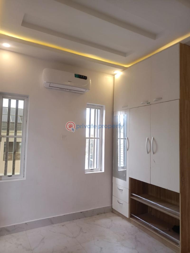 Detached Duplex For Sale Jericho, Baale Akintayo Ibadan Oyo - 14