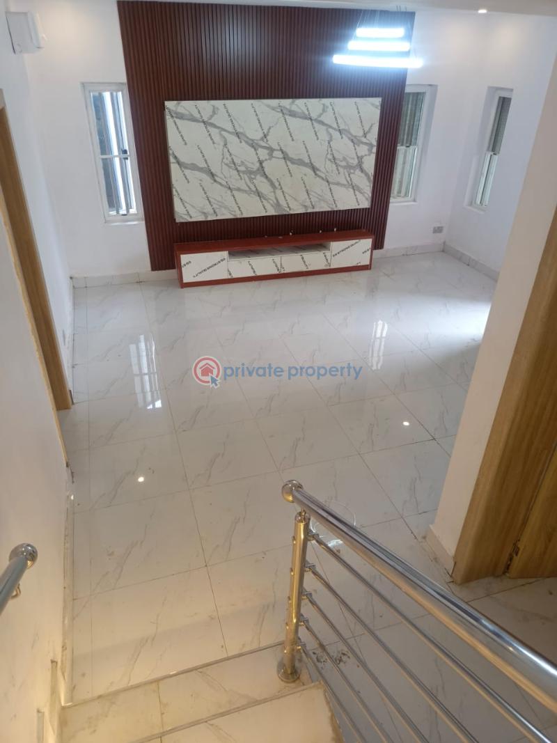 Detached Duplex For Sale Jericho, Baale Akintayo Ibadan Oyo - 6