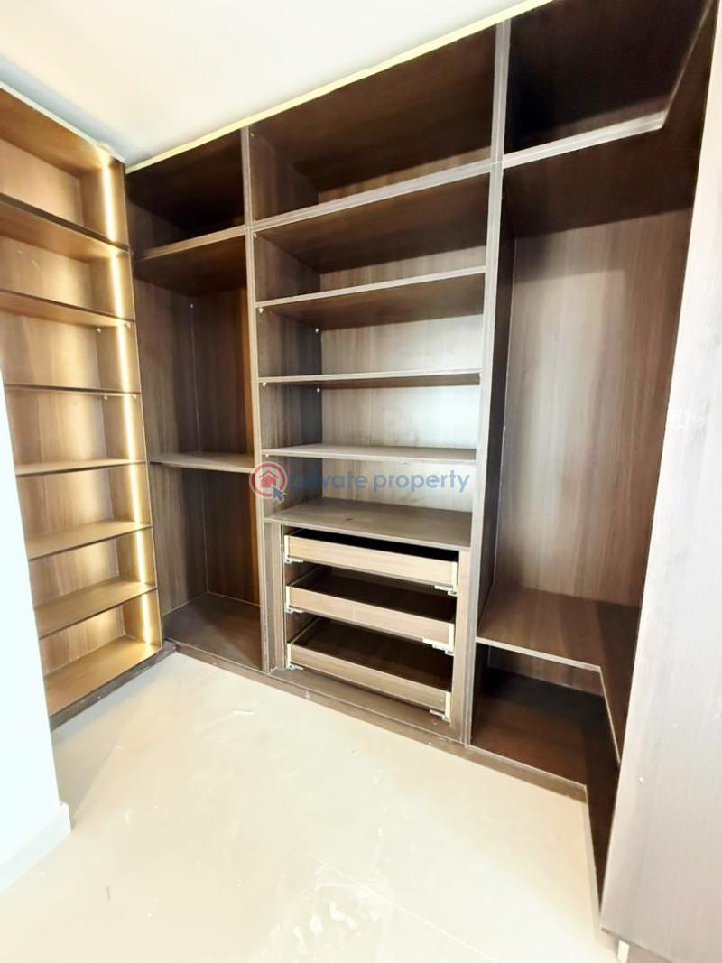 4 bedroom Maisonette For Sale Off Banana Island Road Banana Island Ikoyi Lagos - 10