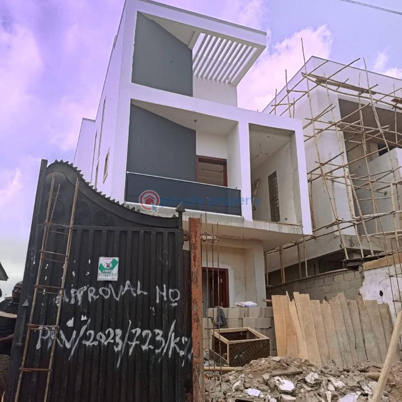 4 bedroom Duplex For Sale Medina Gbagada Lagos