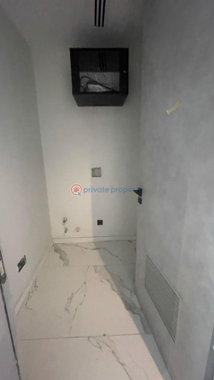 Luxury 4 bedroom flat with pool - 8 4 bedroom Shared Apartment For Sale Old Ikoyi Lagos - 8