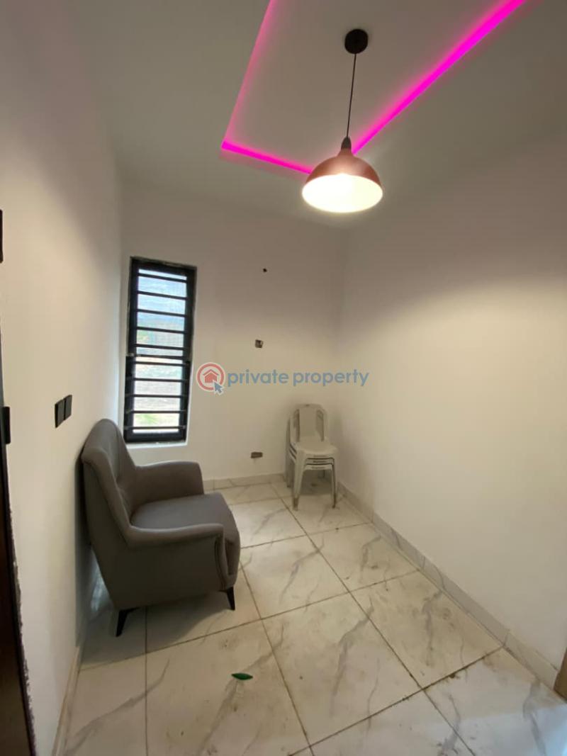 4 bedroom Detached Bungalow For Sale Igando Ibeju-Lekki Lagos - 9