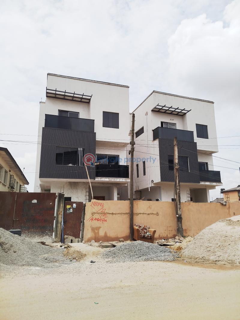 4 bedroom Detached Duplex For Sale Gbagada Lagos - 6