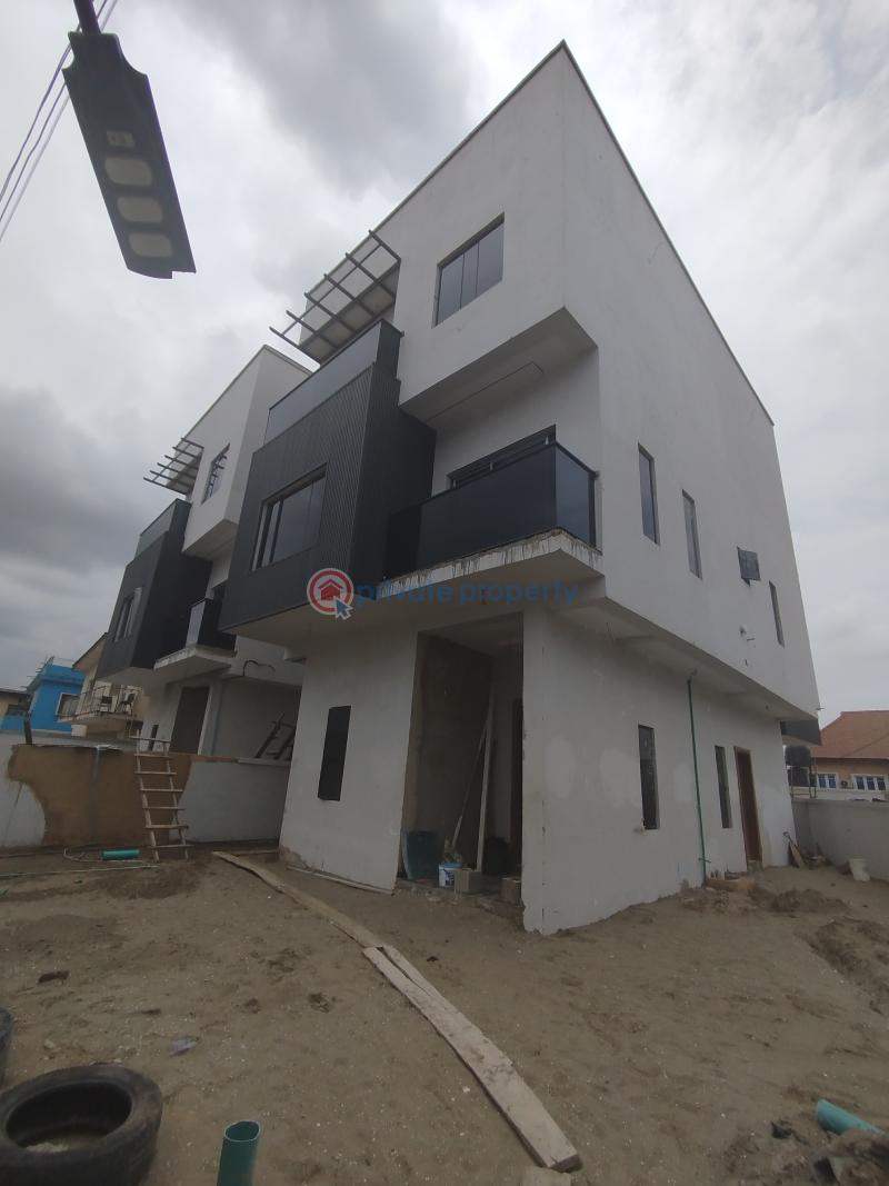 4 bedroom Detached Duplex For Sale Gbagada Lagos - 2