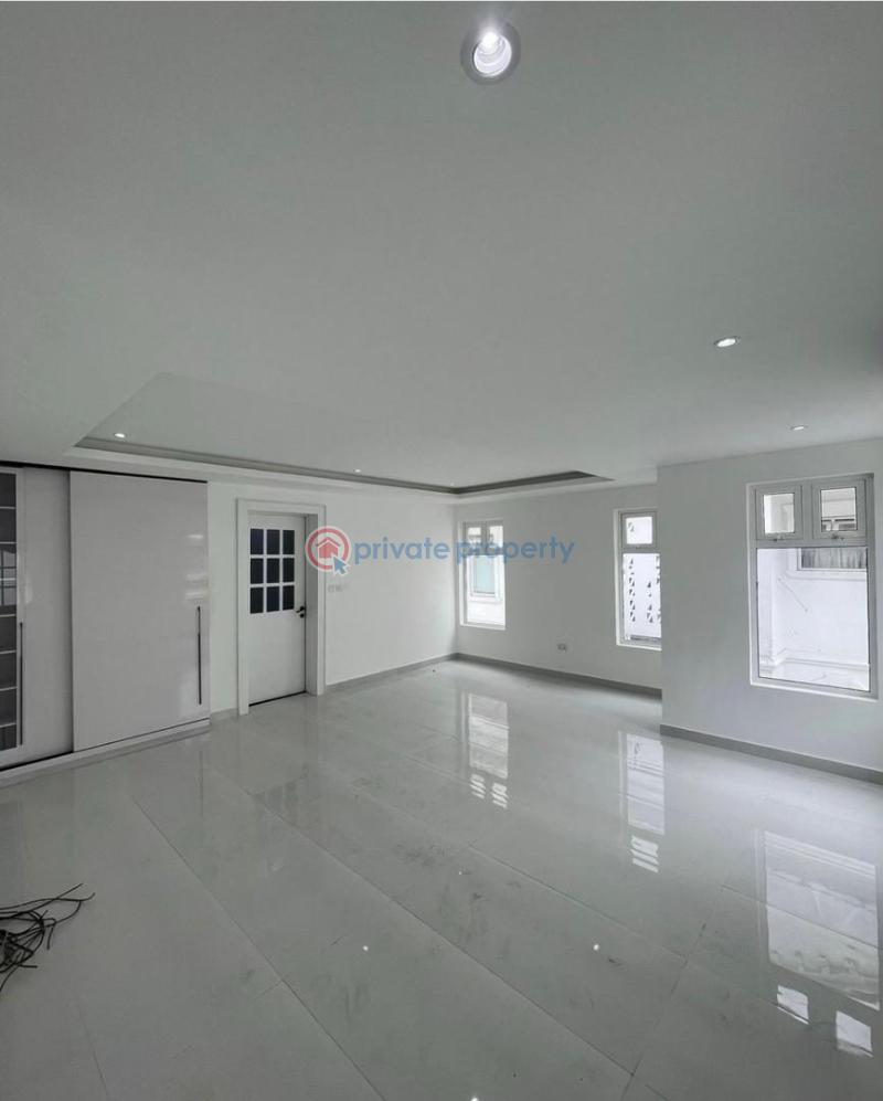 Luxury 4 bedroom fully detached duplex with elevator, pool, cinema, gym in banana island - 6 4 bedroom Duplex For Sale Banana Island Ikoyi Lagos - 6