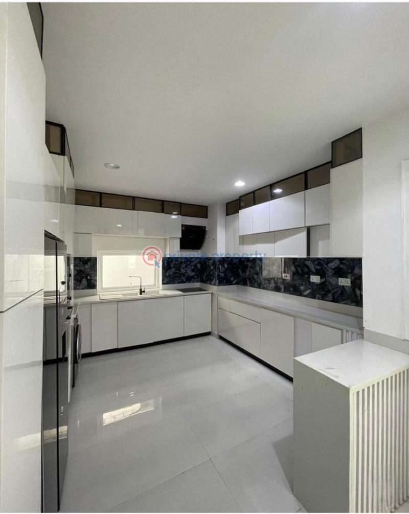 Luxury 4 bedroom fully detached duplex with elevator, pool, cinema, gym in banana island - 3 4 bedroom Duplex For Sale Banana Island Ikoyi Lagos - 3