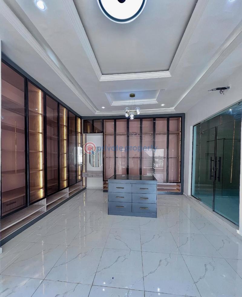 4 bedroom Detached Duplex For Sale Ikota Lekki Lagos - 11