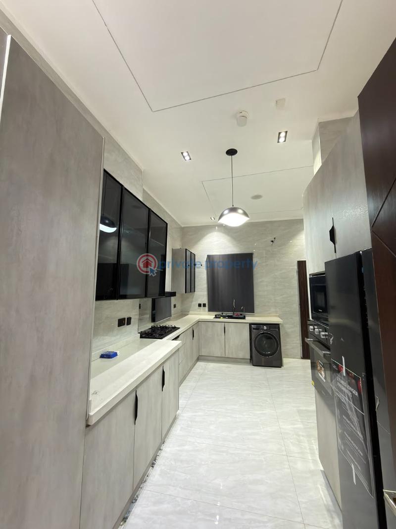 4 bedroom Detached Duplex For Sale Jahi Abuja Phase 2  - 3