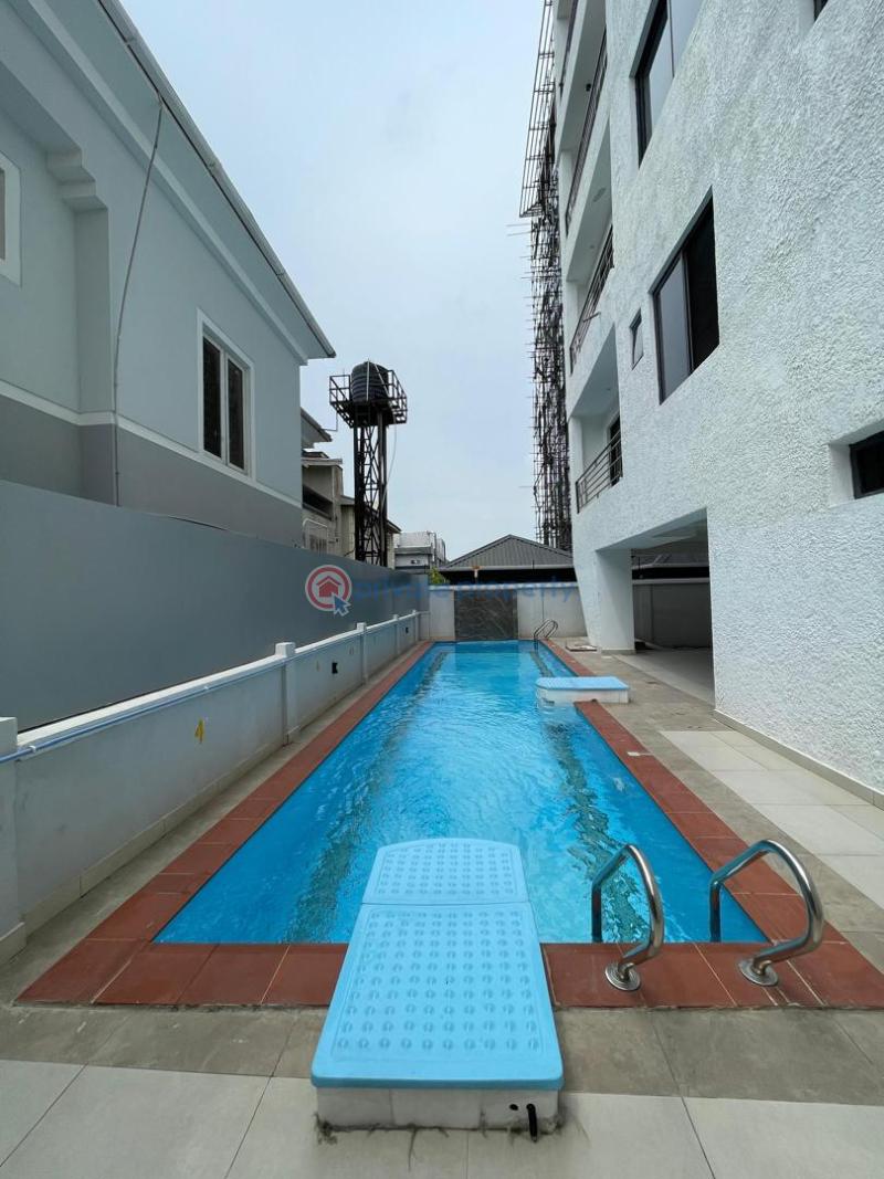 Luxury 4 bedroom maisonette with bq - 15 4 bedroom Shared Apartment For Rent Lekki Phase 1 Lagos - 15