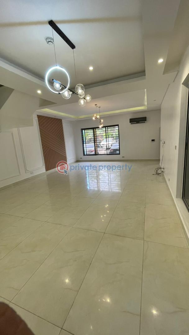 4 bedroom Maisonette For Rent Banana Island Ikoyi Lagos - 3