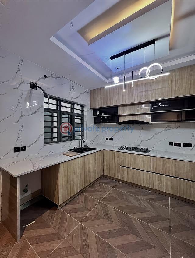 4 bedroom Maisonette For Sale Lekki Right, Lekki Phase 1 Lagos - 10
