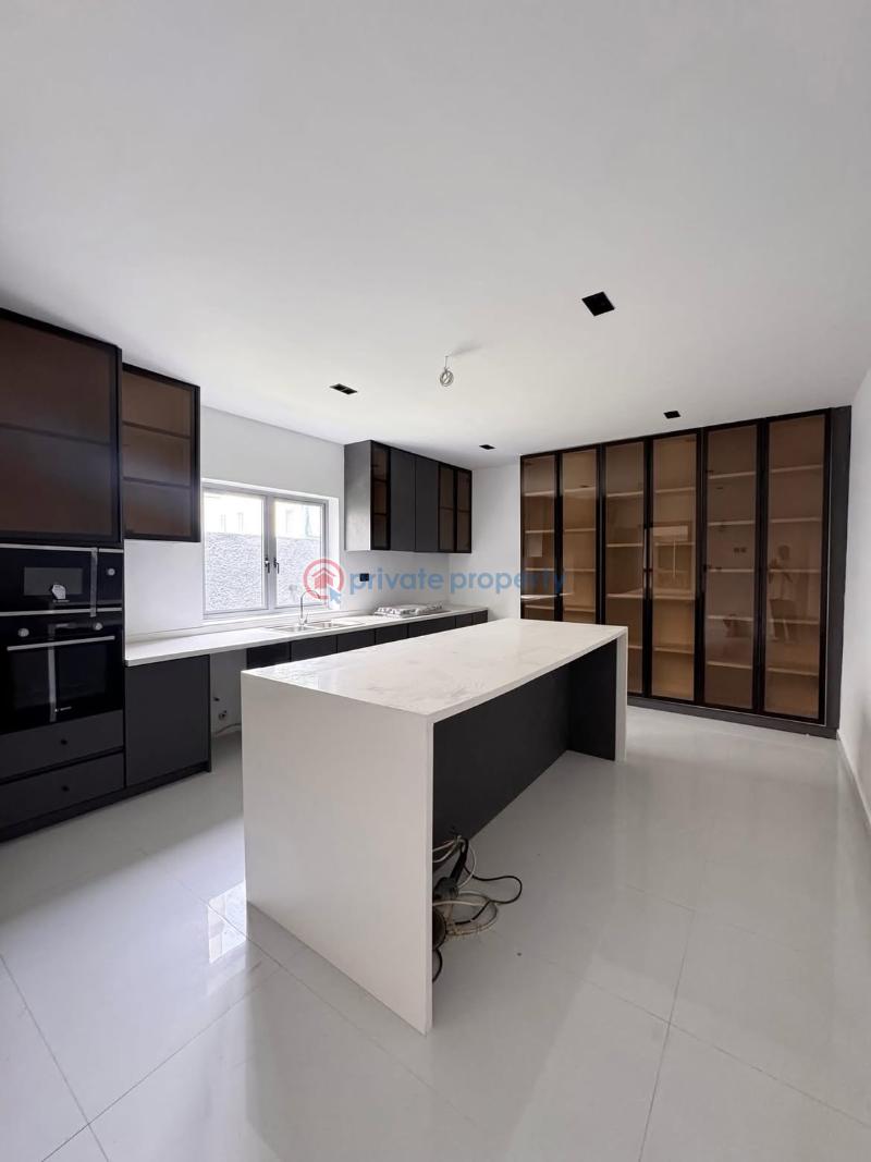 4 bedroom Detached Duplex For Sale Banana Island Ikoyi Lagos - 5